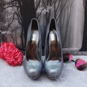 Platform 7.5 Glitter & Bling Silver Heels *NEW*